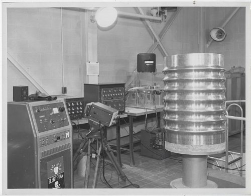 ORIGINAL PHOTOGRAPH OF SATURN ROCKET LABORATORY, MARSHALL SPACE FLIGHT CENTER