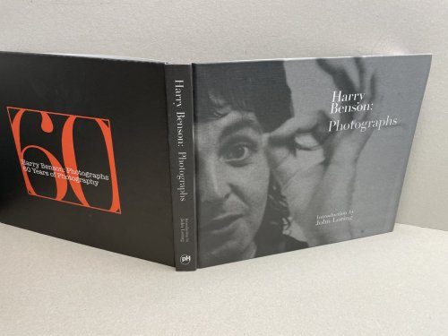 HARRY BENSON : Photographs ( signed )