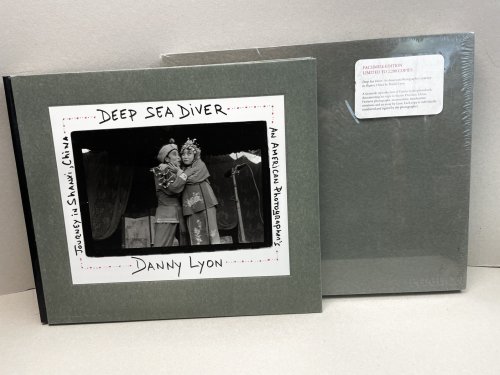 Image for DEEP SEA DIVER : Limited Edition ( signed & numbered ) DEEP SEA DIVER : Limited Edition ( signed & numbered )