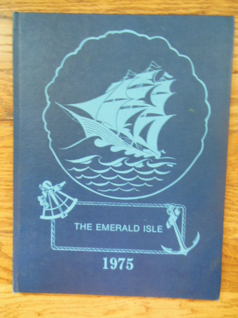 Image for The Emerald Isle Kelleys Island School Yearbook 1975 (Ohio) The Emerald Isle Kelleys Island School Yearbook 1975 (Ohio)