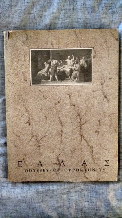 GREECE A POCTURE BOOK TO REMEMBER HER BY